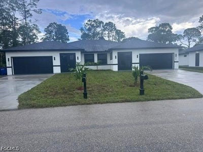 /international/us/2245-2247-fairway-drive-lehigh-acres-fl-110110274682/