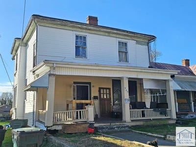 /international/us/829-stokes-street-danville-va-110106373635/
