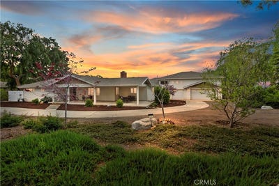 /international/us/370-w-13th-street-upland-ca-110099070164/?lang=zh-tw