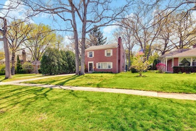 /international/us/745-greenview-place-lake-forest-il-110107779525/