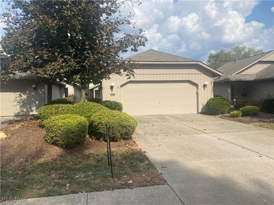 /international/us/12539-olympus-way-strongsville-oh-110102417349/