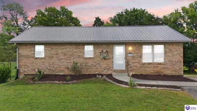 /international/us/415-rowlett-street-munfordville-ky-110100898648/