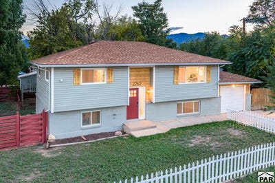 /international/us/2262-pear-st-canon-city-co-110120499581/