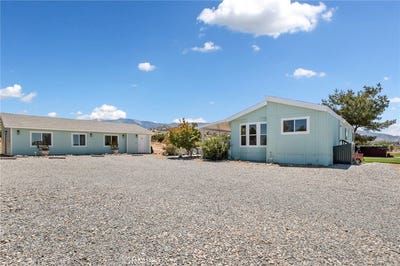 /international/us/8837-malpaso-road-phelan-ca-110107874674/