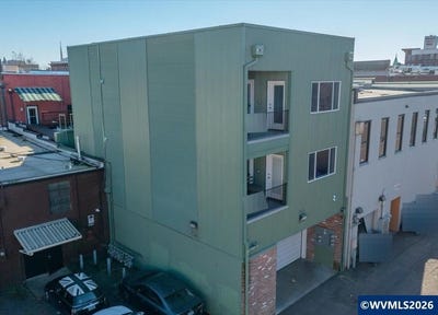 /international/us/227-commercial-st-ne-salem-or-110107164804/
