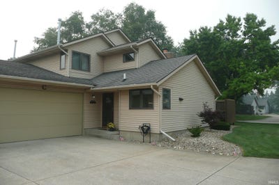 /international/us/1313-freda-drive-elkhart-in-110119416598/