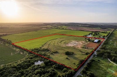 /international/us/22291-county-road-487-rising-star-tx-110101074965/