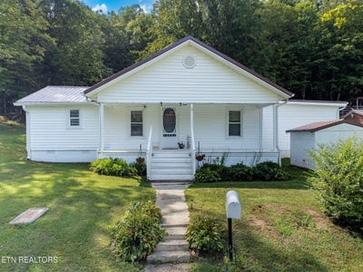 /international/us/165-tucker-lane-lenoir-city-tn-110101178226/