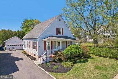 /international/us/104-n-main-street-pennington-nj-110107548358/