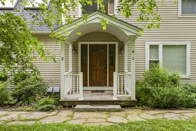 /international/us/5-hillside-place-boothbay-me-110105800573/