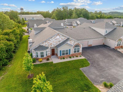 /international/us/137-rue-de-villas-circle-branson-mo-110107876914/