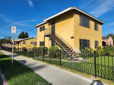/international/us/8866-s-wall-st-los-angeles-ca-110107453561/