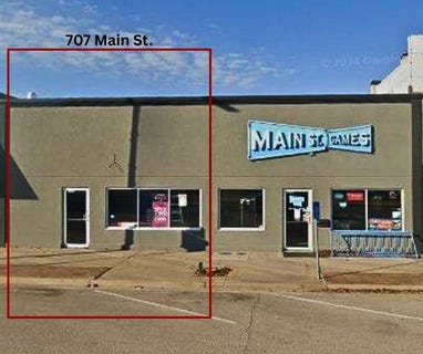 /international/us/707-main-st-winfield-ks-110105971487/
