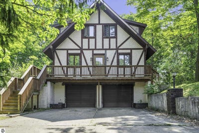 /international/us/4652-briarcliff-drive-traverse-city-mi-110101010913/?lang=de