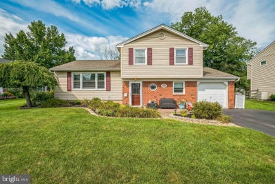 /international/us/1559-deer-run-road-warminster-pa-110101478000/