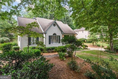 /international/us/2838-saddlebrook-marietta-ga-110101153961/