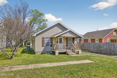 /international/us/410-e-18th-street-baxter-springs-ks-110106820305/