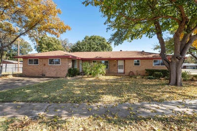 /international/us/501-s-hilltop-street-burkburnett-tx-110103673044/