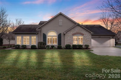 /international/us/2444-coltsview-lane-matthews-nc-110106181099/