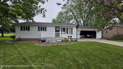 /international/us/217-brown-street-ithaca-mi-110108301261/