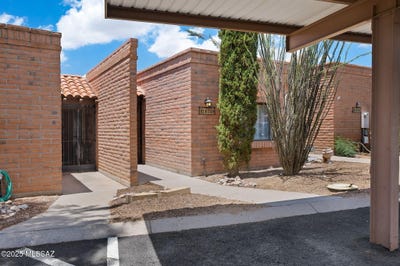 /international/us/1759-w-dalehaven-circle-tucson-az-110099964741/