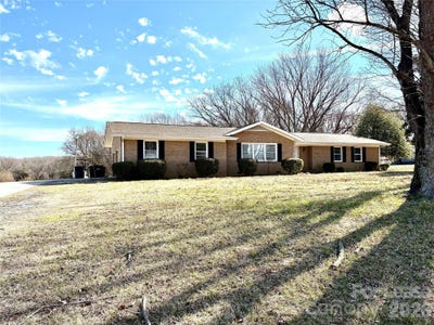 /international/us/2801-potter-road-s-waxhaw-nc-110106157238/