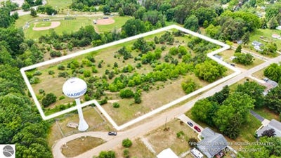 /international/us/00-second-street-harrison-mi-110106227098/