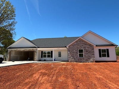 /international/us/1069-n-green-river-gaffney-sc-110107173404/