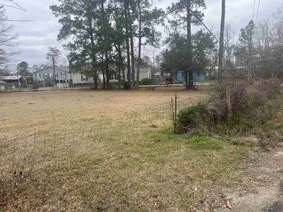 /international/us/tbd9-pat-s-lane-springfield-la-110105780593/