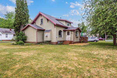 /international/us/404-morrison-street-chetek-wi-110108688959/