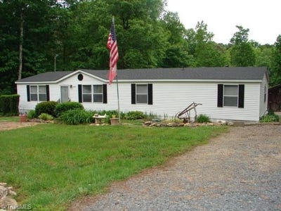 /international/us/2192-south-lake-drive-asheboro-nc-110107984320/