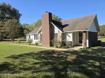 /international/us/1051-silverhills-drive-senatobia-ms-110120411267/