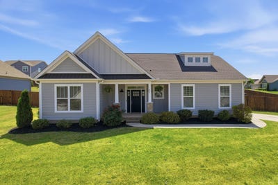 /international/us/204-claridge-way-greer-sc-110108167378/