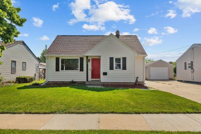 /international/us/1516-rugby-street-oshkosh-wi-110108348387/
