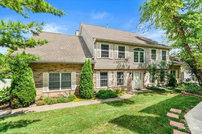 /international/us/1404-laurel-oaks-drive-streamwood-il-110109694976/