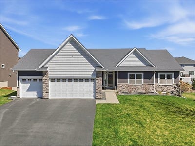 /international/us/19276-hilldale-avenue-lakeville-mn-110107514401/