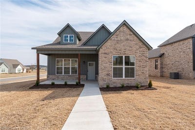 /international/us/6801-fir-st-fort-smith-ar-110107797526/