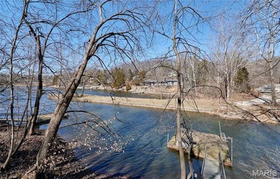 /international/us/1349-s-lake-sherwood-drive-marthasville-mo-110107508256/