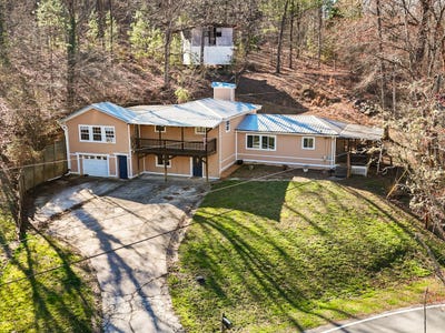 /international/us/16127-lakewood-drive-sale-creek-tn-110119763142/