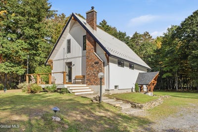 /international/us/106-s-greenfield-road-greenfield-center-ny-110120419562/