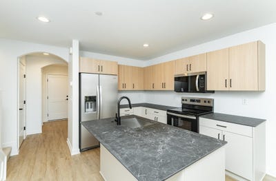 /international/us/1109-century-village-lane-ne-rochester-mn-110106724706/