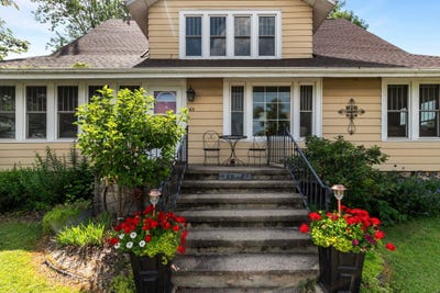 /international/us/105-s-elizabeth-street-weyauwega-wi-110100770020/