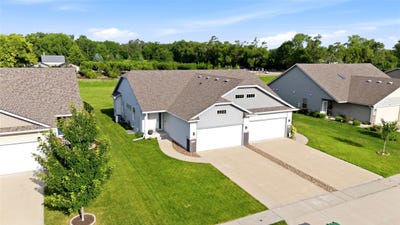 /international/us/5760-nw-50th-street-johnston-ia-110109278178/