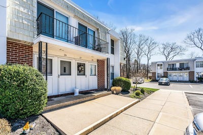 /international/us/53-rocky-point-yaphank-rd-rocky-point-ny-110107082060/