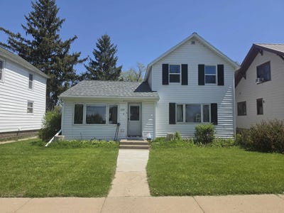 /international/us/1510-mclean-avenue-tomah-wi-110107786178/