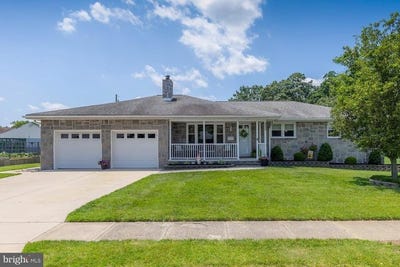 /international/us/225-carson-avenue-gibbstown-nj-110100380247/