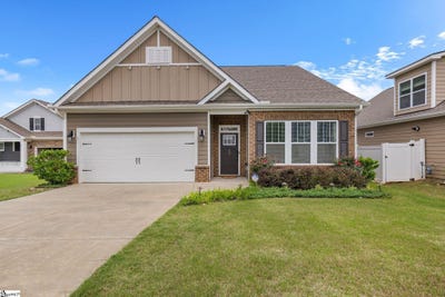 /international/us/24-daybreak-place-simpsonville-sc-110108334609/