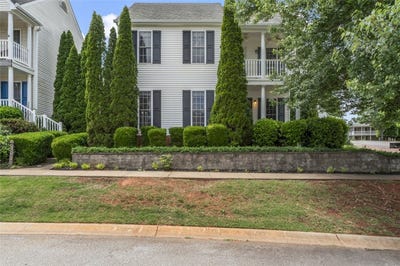 /international/us/100-homeplace-drive-pendleton-sc-110107632275/