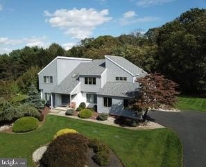 /international/us/23-remington-circle-princeton-junction-nj-110110417751/