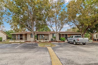 /international/us/5218-treetops-naples-fl-110097160086/
